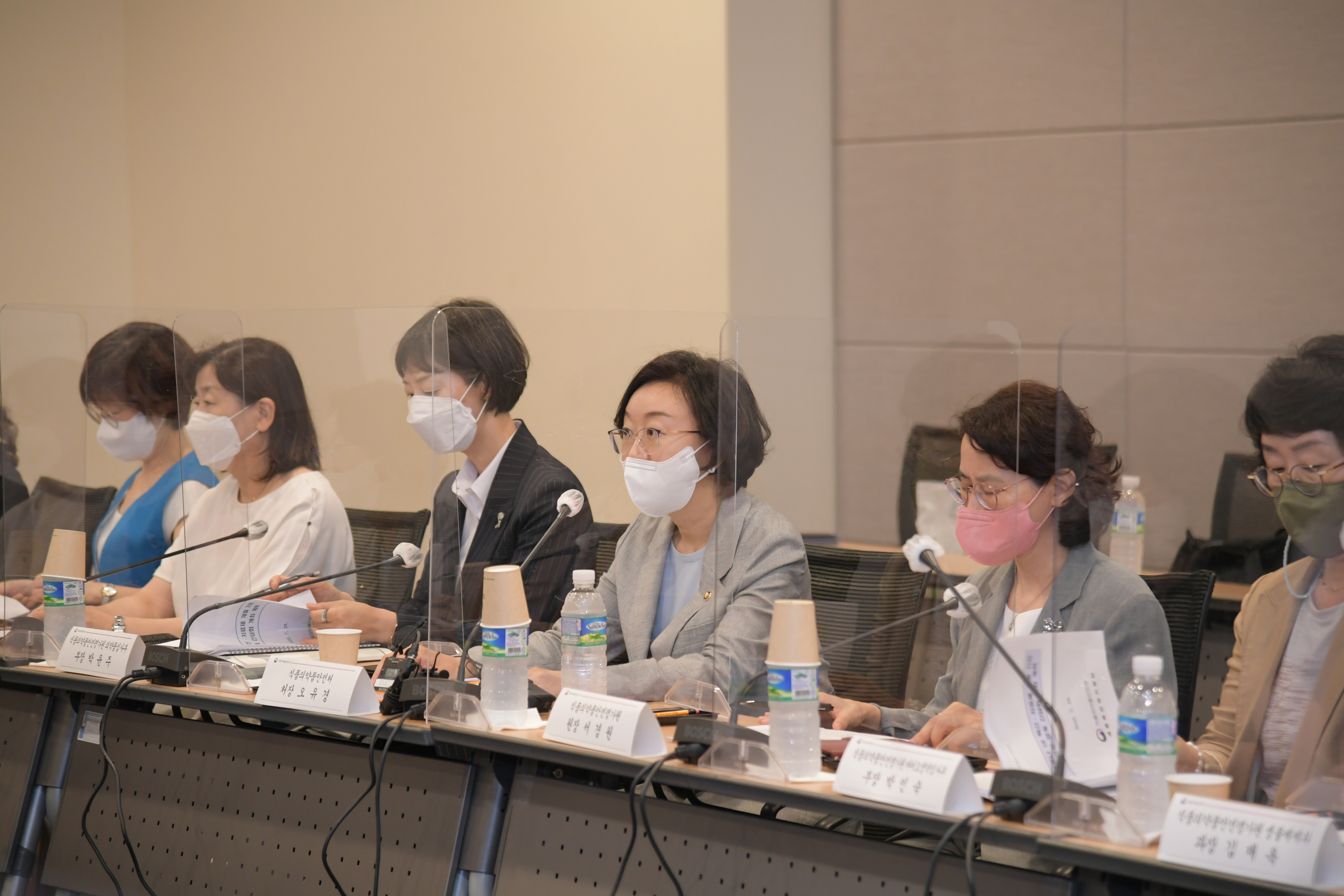 Photo News4 - [July 29, 2022] Minister Attends the Industry Meeting to Support Development of COVID-19 Vaccines and Therapeutics